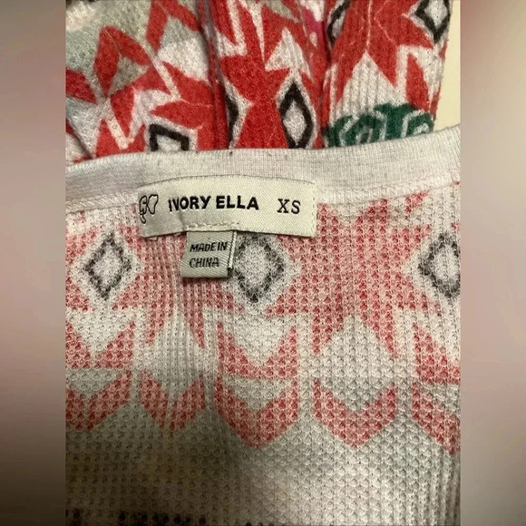 Woman IVORY ELLA green Red White Celeste Fair Isle Christmas Pajama Shirt XS top - Picture 4 of 4